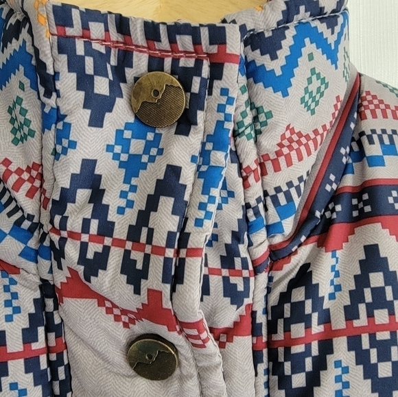 Kavu XS Insulated Vest Chevron/Aztec Button Up "Old School" Print NEW - Picture 3 of 9